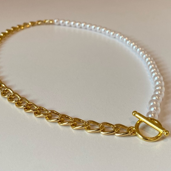 Half Pearl Half Gold Necklace with Toggle Clasp - Picture 5 of 5